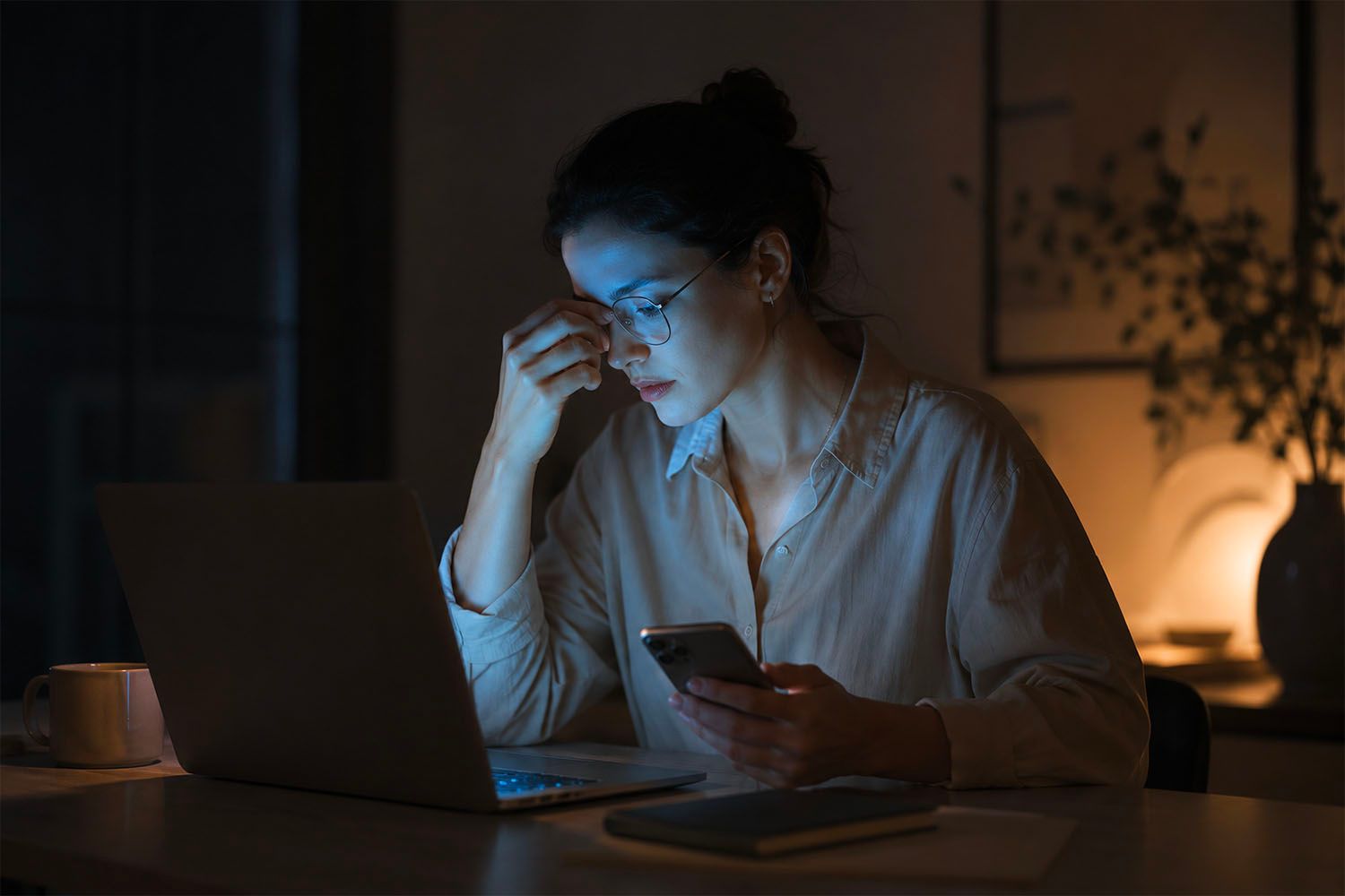 نور آبی اثرات مخربی بر بینایی و ریتم خواب دارد